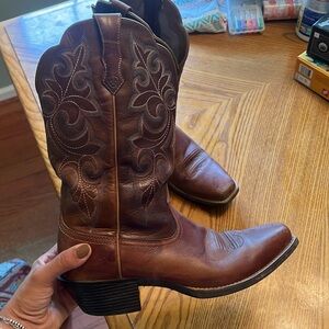 Ariat womens cowboy boots